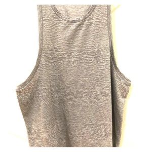 Lululemon squad goals tank. Size medium-large